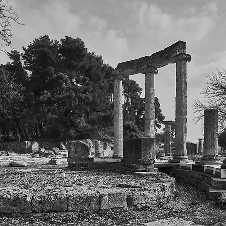 Stadium Ancient Olympia Luaran gambar