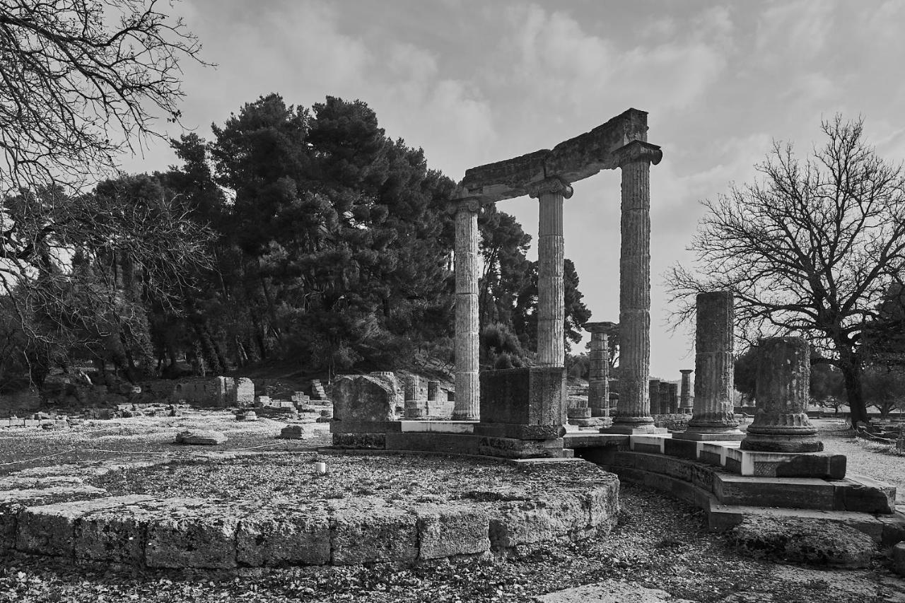 Stadium Ancient Olympia Luaran gambar